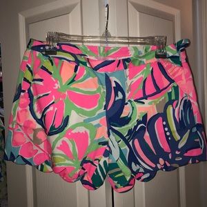 Lilly Pulitzer buttercup shorts